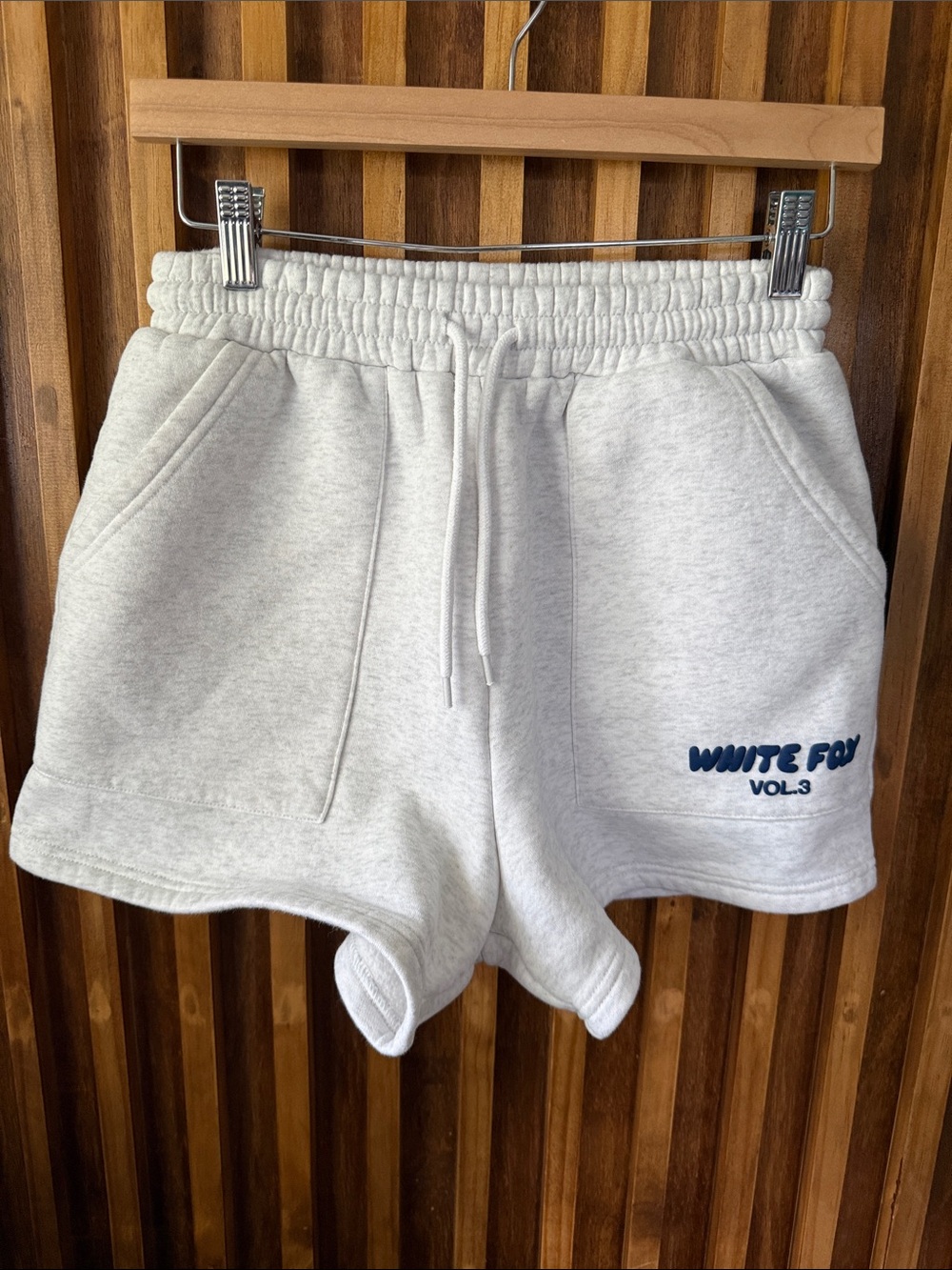 White Fox Offstage Lounge Shorts. S - Picture 3 of 7